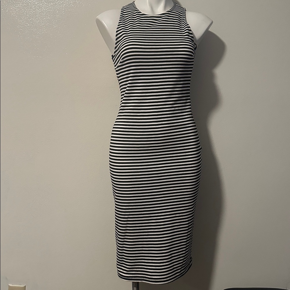 Forever 21 Black and White Striped Sleeveless Midi Dress